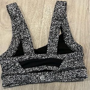 LULULEMON BRA